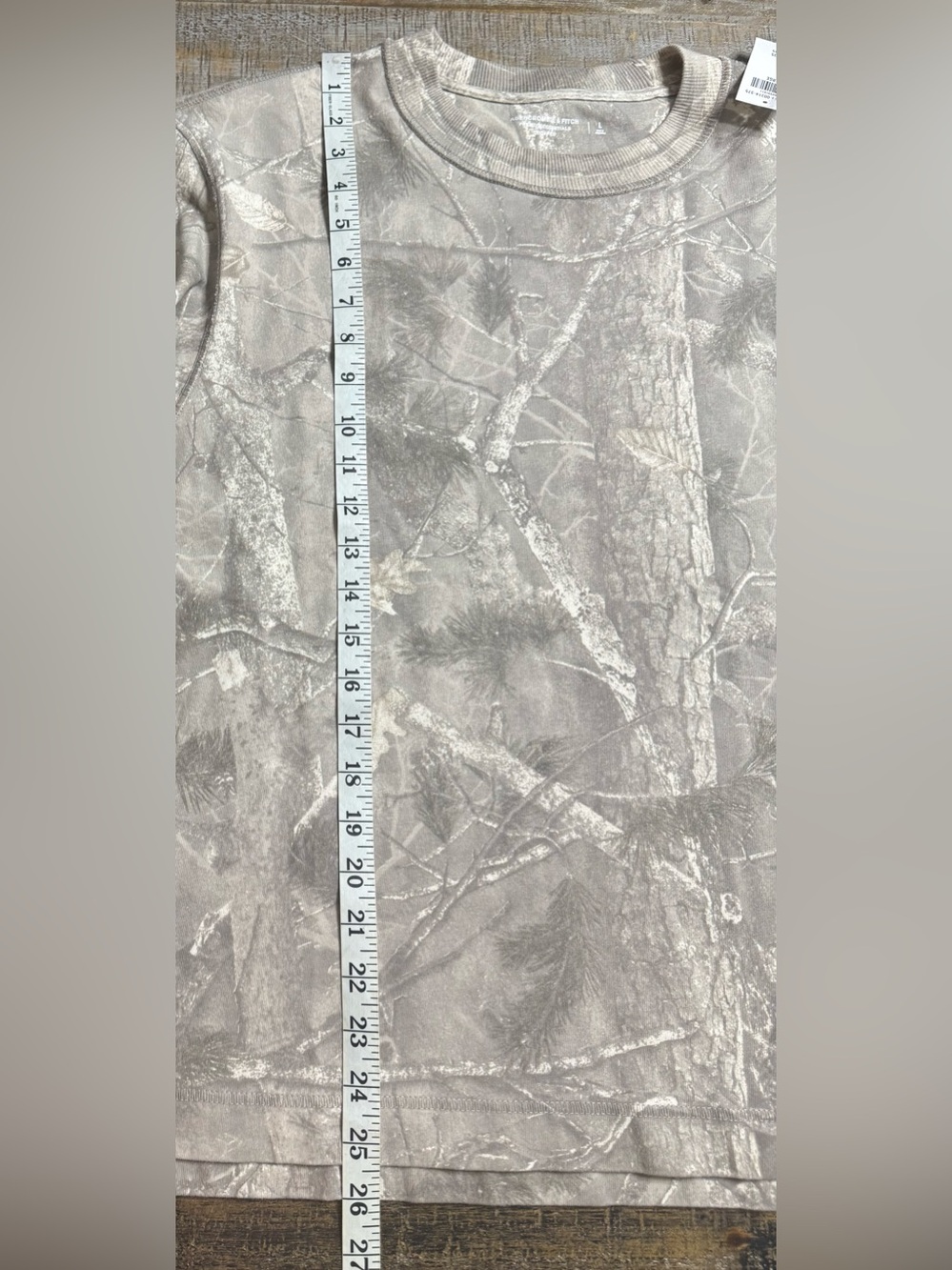 Abercrombie & Fitch  Tree Camo Short Sleeve Tee - Picture 8 of 8